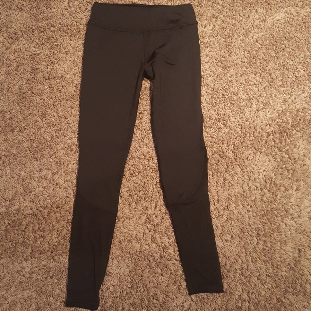 Off brand leggings